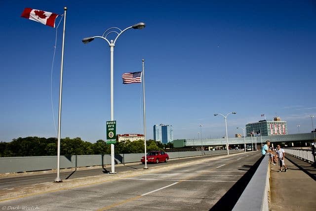 us canada border