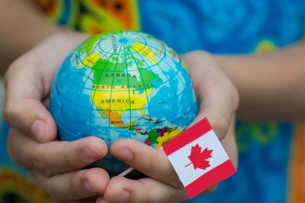 Après avoir arnaqué des centaines d’étudiants internationaux, Brijesh Mishra comparaît devant le tribunal de Vancouver Après avoir arnaqué des centaines d’étudiants internationaux, Brijesh Mishra comparaît devant le tribunal de Vancouver