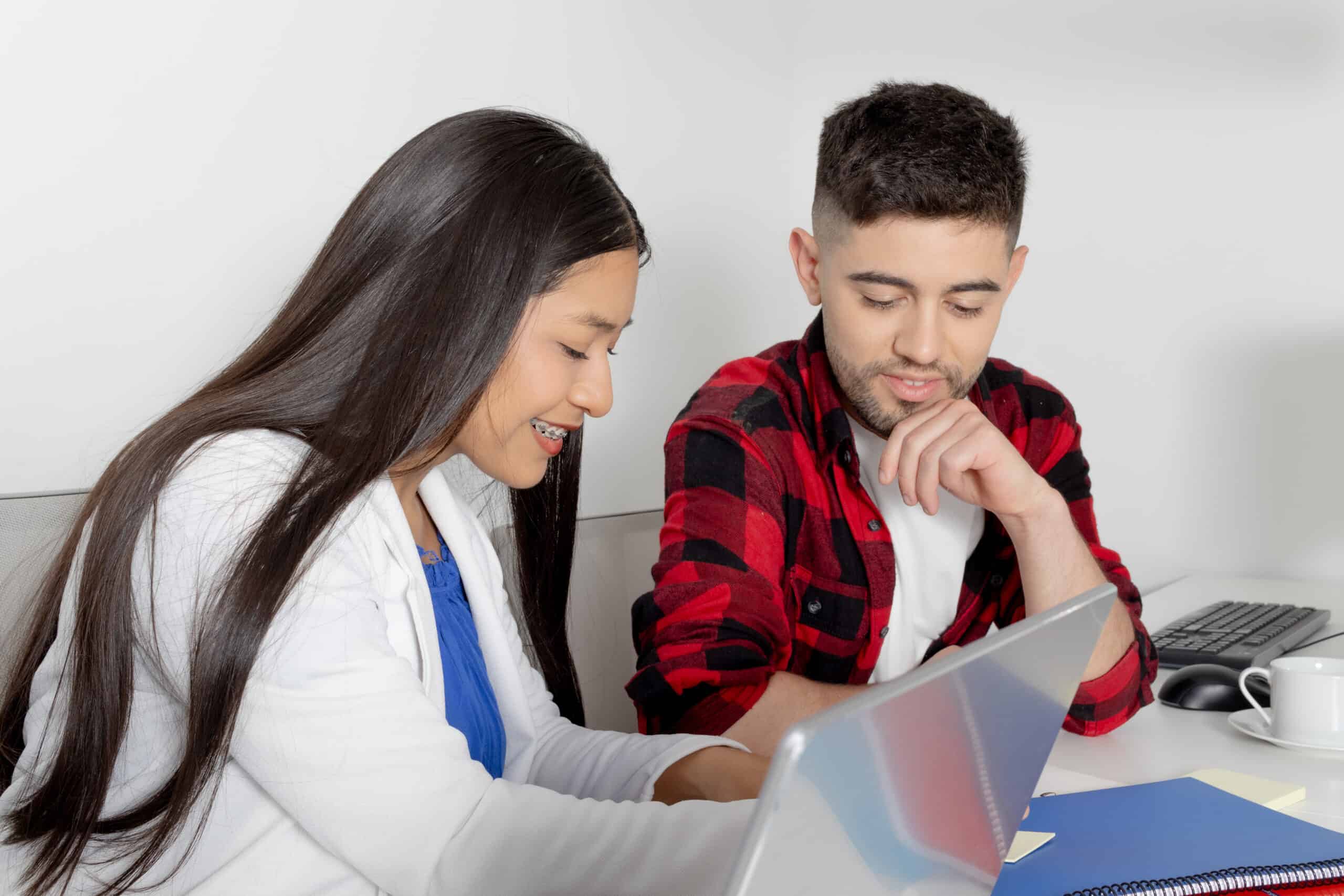 Le taux d'emploi au Canada a chuté pour le cinquième mois consécutif en février Le taux d'emploi au Canada a chuté pour le cinquième mois consécutif en février